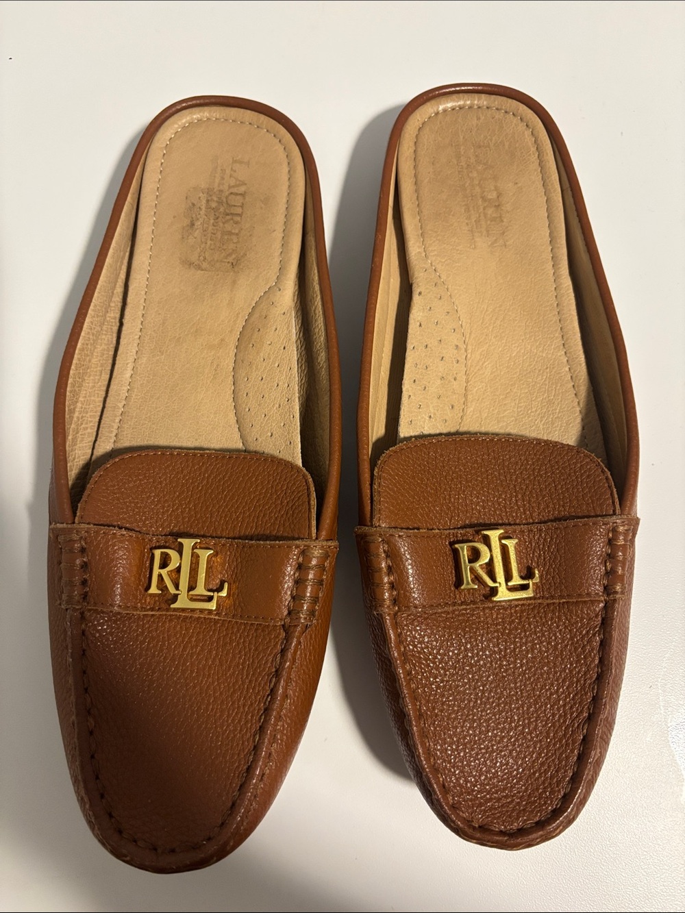 Ralph Lauren Barnsbury Leather Loafers in tan featuring prominent gold-tone "RL"